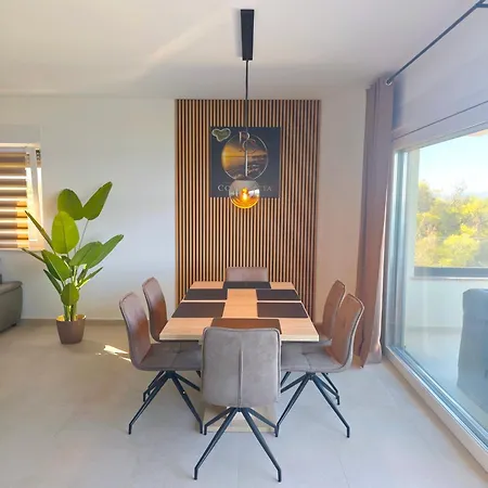 Апартаменты Penthouse Cor Specta - 30m To Beach, Sea View Свети-Петар