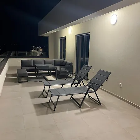 Апартаменты Penthouse Cor Specta - 30m To Beach, Sea View
